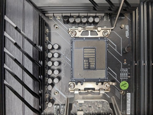 Scheda madre ASUS Intel TUF Gaming Z690-PLUS WIFI D4 socket LGA1700 DIFETTOSA - Foto 4 di 5