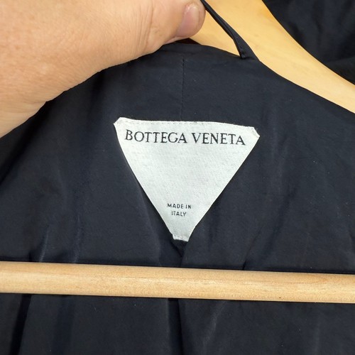 BOTTEGA VENETA schwarze gefütterte Jacke aus technischem Nylon - Größe M - UVP 2.420 £ - Bild 12 von 15