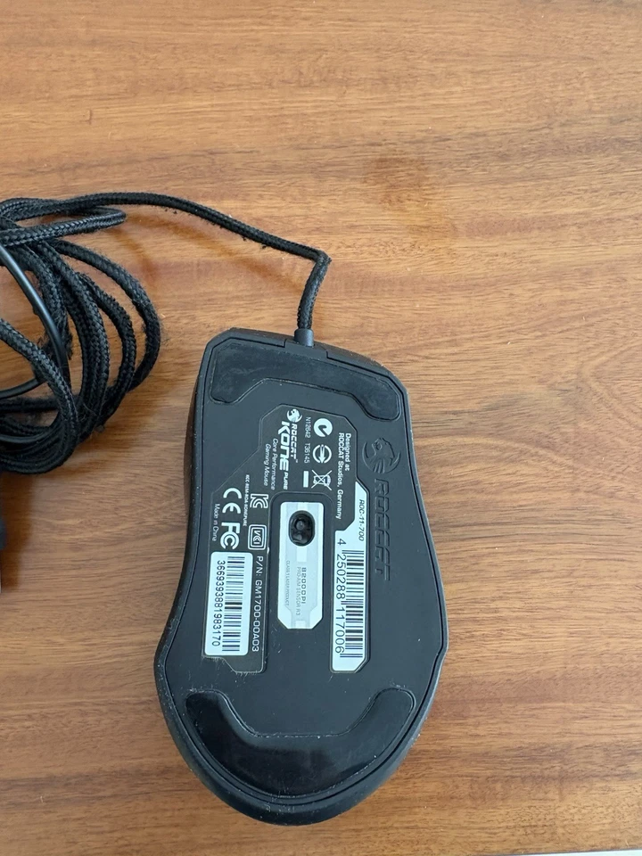 Mouse para juegos con cable Roccat Kone Pure ROC 11-700 | Botones laterales | Luces RGB Foto 3 de 4