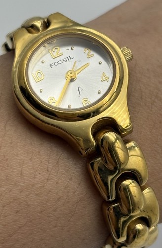Women’s Fossil Wrist Watch —- Reloj de Mujer Marca Fossil - Picture 6 of 9
