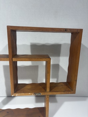 Wood Knick Knack Hanging Curio Shelf Scalloped Interlocking Pieces Vintage MCM - Picture 8 of 9