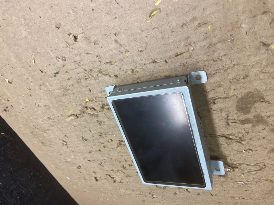 Painel de informações de tela de rádio Chevrolet Equinox 2010 - 2011 fabricante de equipamento original t9040 DG - Imagem 3 de 4