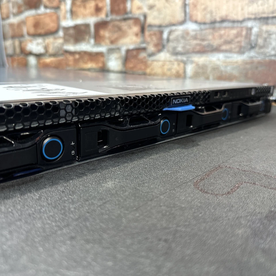 Nokia Quanta D51B-1U Rack Server 2.40GHz 32GB RAM - Image 2 of 4