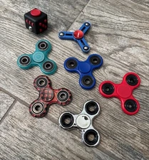 Fidget Spinners & Fidget Cube / EUC