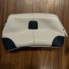 BRIC'S Qatar Airways Business Class Amenity Kit Travel Bag Toiletry Pouch