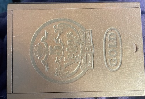 5 Vegas Toro gold bar slide top Cigar Wooden box 8 5/8 X 6.5 Unique shape - Picture 2 of 3