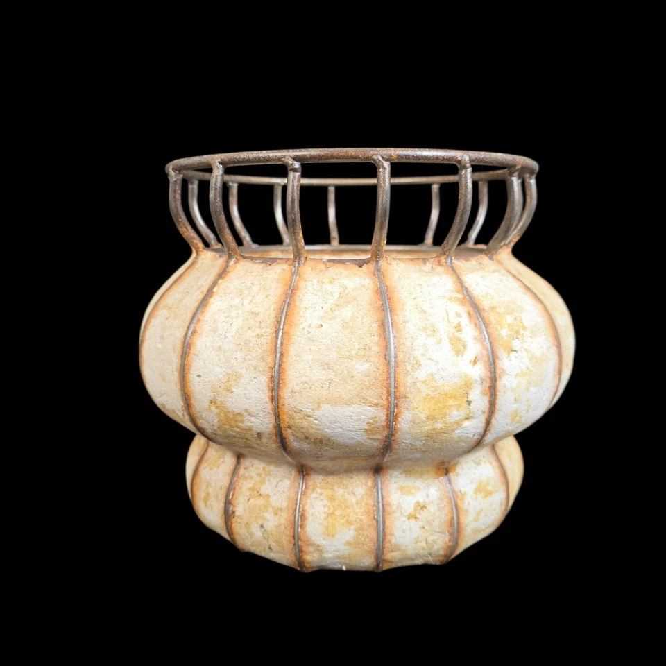 Jardinera urna vintage hormigón y hierro 8" Foto 4 de 4