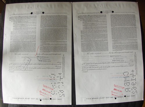 Stock certificate Howard Johnson Comp. Payee SMITH, BARNEY & Co 1962. - Picture 2 of 2