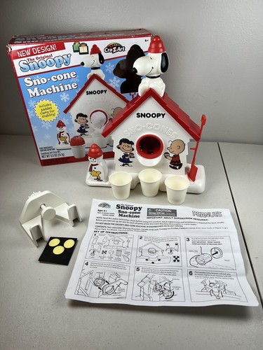 Original Snoopy Sno-cone Machine Snow Cone Maker Cra-Z-Art Peanuts