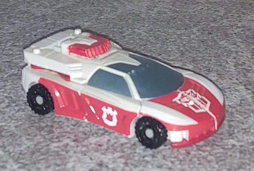 Transformers Universe RED ALERT Complete Legends Figure Classics - Image 3 of 3