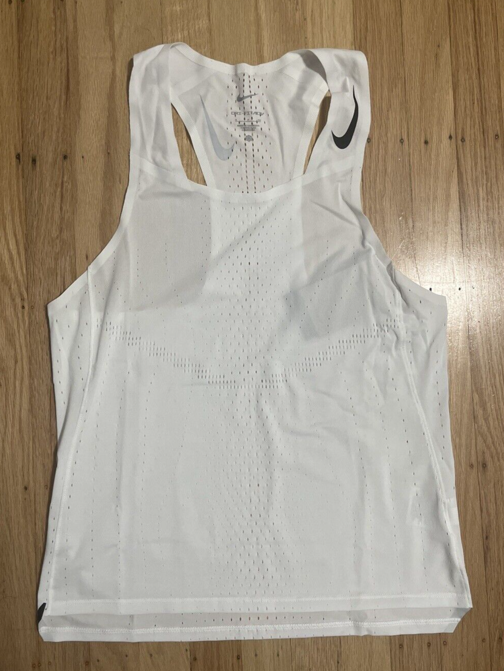 Foto 1 di 9