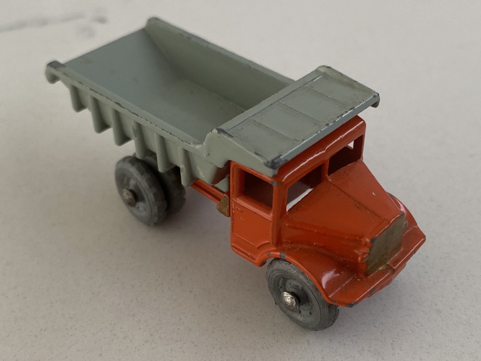 Matchbox 6b, Euclid Quarry Truck - Free Price Guide & Review