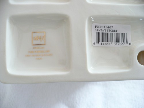AAB- Mikasa Holiday Elegance Porcelain Figure Santa's Secret FK001 #202 - Imagen 8 de 10