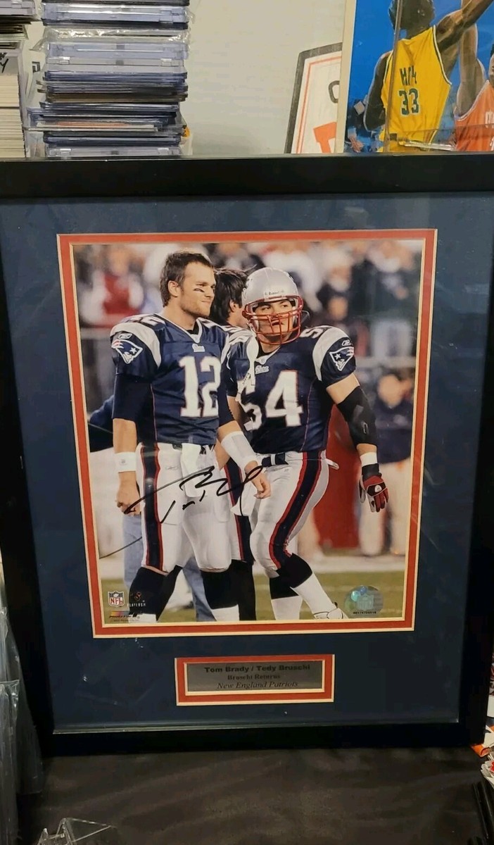Tom Brady Autographed Matted & Framed Photo Of 2005