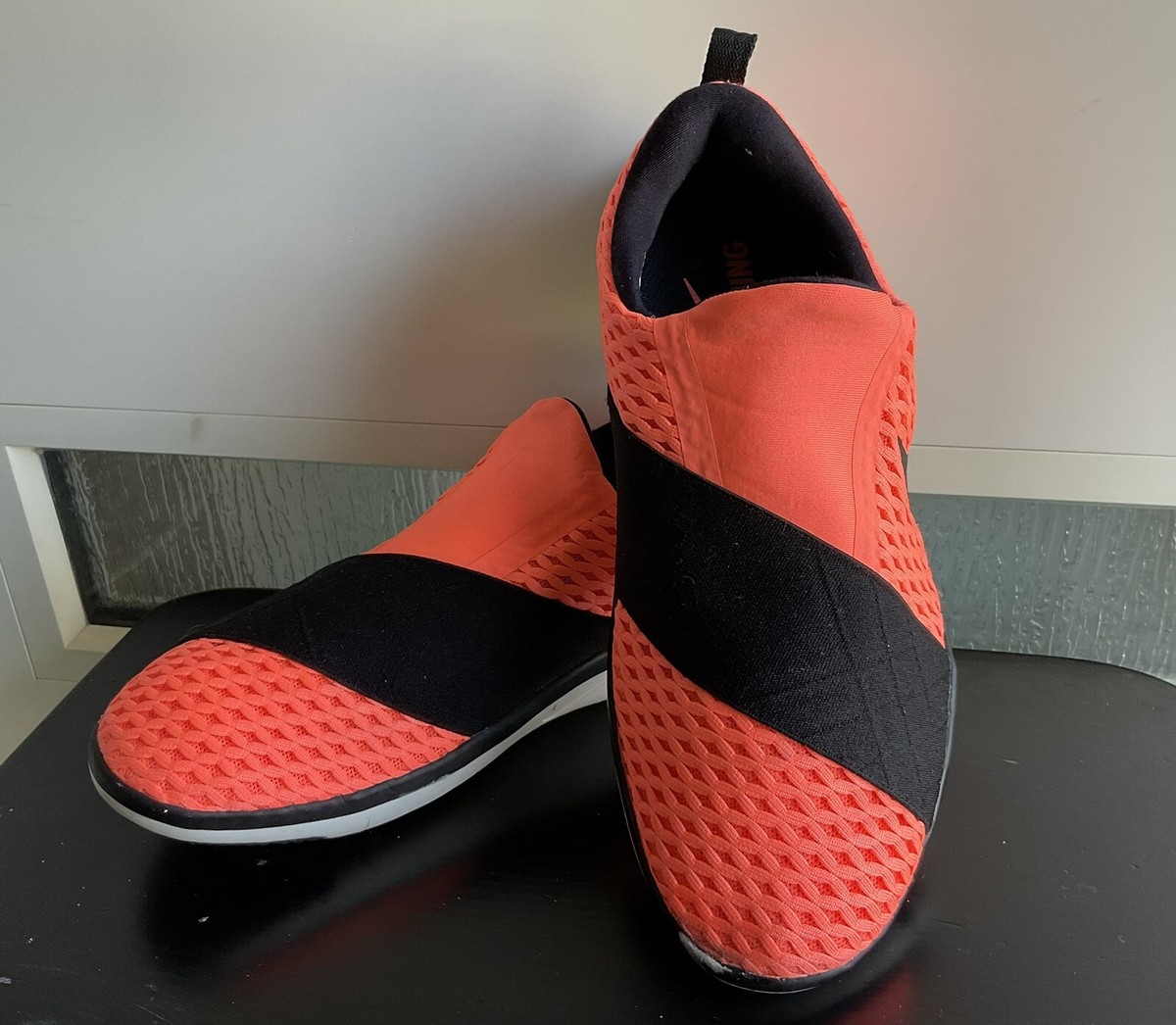 Nike Free CONNECT Women s Cross Training Size 6.5