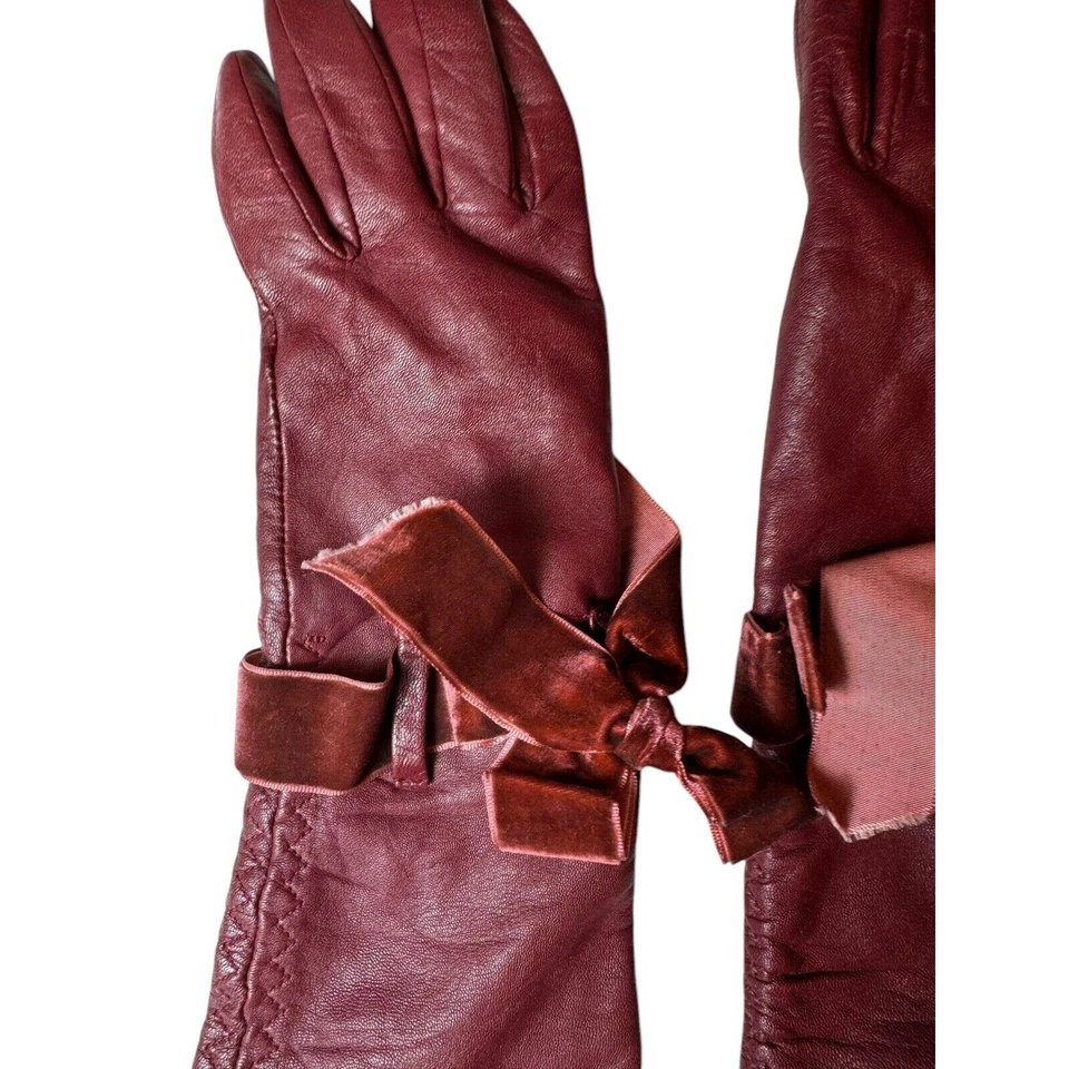 Soft Red Leather Thermal-lined gloves Sexy Size S Bow Ribbon Steampunk - Image 2 of 4