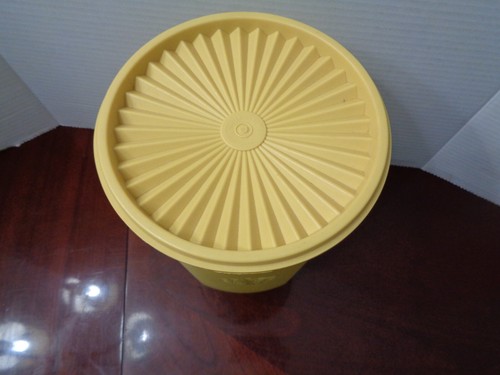 De colección Tupperware 10" Bote 1222 con tapa de servalier de un solo toque - Imagen 3 de 8