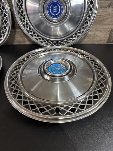 SET 1977 - 1989 FORD MERCURY 15" CROWN VIC COUGAR WHEEL COVER HUBCAP BLUE CENTER - Foto 14 di 24
