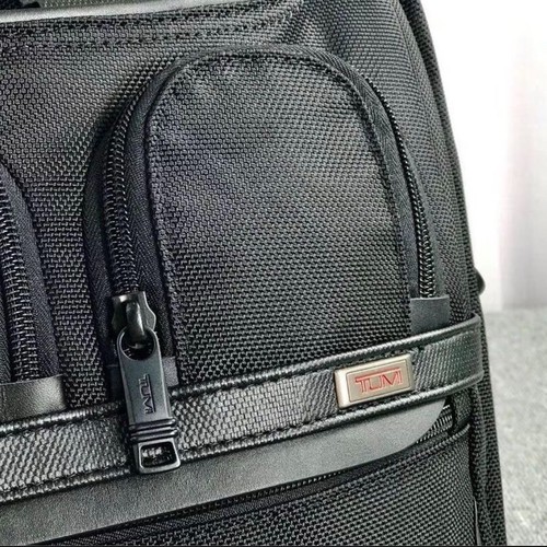Calzoncillo organizador expandible para computadora portátil TUMI ALPHA3 2603141 bolsa de cercanías salida negra - Imagen 6 de 9