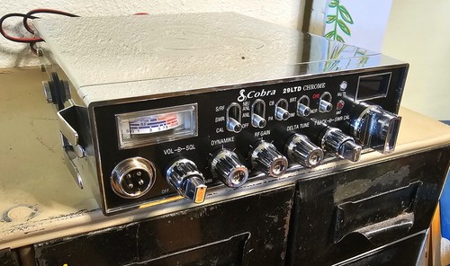 Cobra 29 LTD Chrome CB Radio Dual Mode AM/FM for parts or repair - Zdjęcie 2 z 8