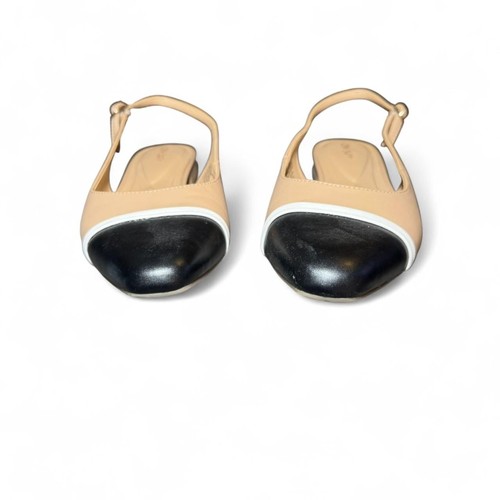 Women’s size 11 On 34th Avril Capped-toe Slingback flats black tan - Picture 2 of 8