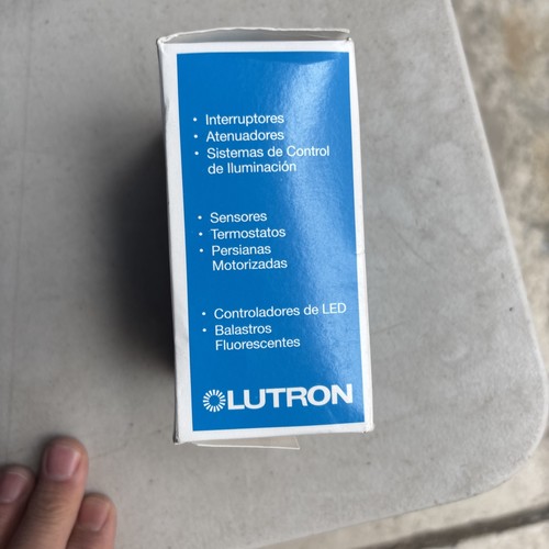 Nuevo Interruptor atenuador inteligente inalámbrico Lutron P-PKG1WB-WH Caseta y kit remoto blanco - Imagen 5 de 6
