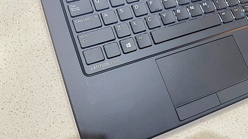 DELL Latitude E7250 intel®Core™i7+SSD*USB 3.0*WINDOWS 10Pro*HDMI*WiFi#A2 - Picture 11 of 11