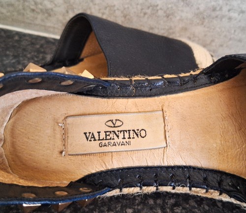 * VALENTINO GARAVANI ROCKSTUD (ITALY) GRAINED LEATHER FLAT ESPADRILLES UK 4 (37) - Picture 14 of 17