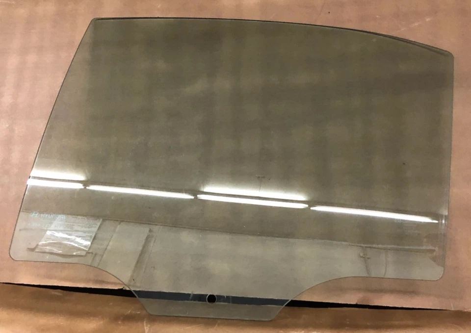 Hyundai Sonata 2007 puerta ventana cristal (conductor trasero) 2006-2010 Foto 2 de 2