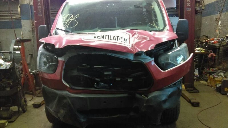 Puerta trasera con bisagras techo bajo delantero pasajero derecho Ford Transit 150 15-16  Foto 2 de 4