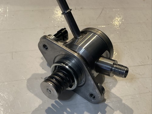 High Pressure Fuel Pump For Chevy Impala Malibu GMC Terrain Buick Regal L4 2.4L - Picture 16 of 22