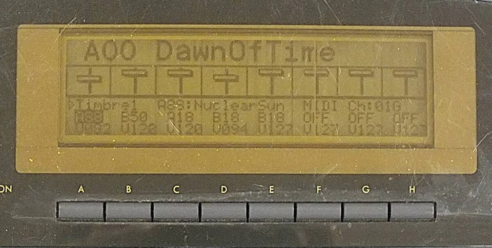 KORG 01/W FD Synthesizer - Image 3 of 4