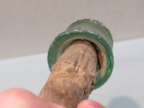 Vintage Diamond Glass Light Green Insulator - Picture 6 of 6
