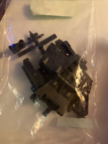 Element Enduro Gatekeeper 42208 Gearbox/Servo Mount & 42209 Skid - Picture 5 of 10