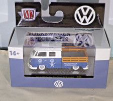 1/64th M2 Machi1nes Auto Thentics R89 1961 VW Double Cab Truck USA Model
