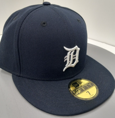新品　タグ　NEW ERA　59FIFTY　Detroit Tigers　cap Detroit Tigers Basic Black and White 59FIFTY Fitted Hat