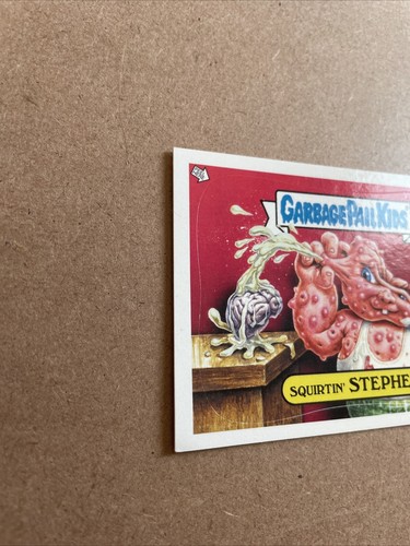 2004 Topps Garbage Pail Kids Series 2 SQUIRTIN STEPHEN. #39b - Picture 2 of 4