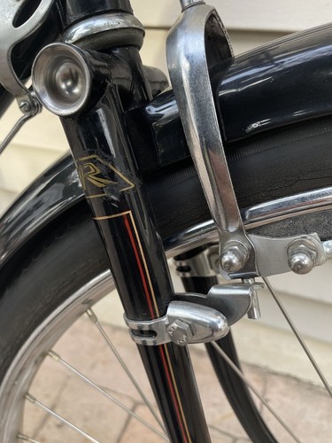Vinage Raleigh 1972 Tourist Bicycle W/ Emblem & Working Dyno Hub - Picture 12 of 15