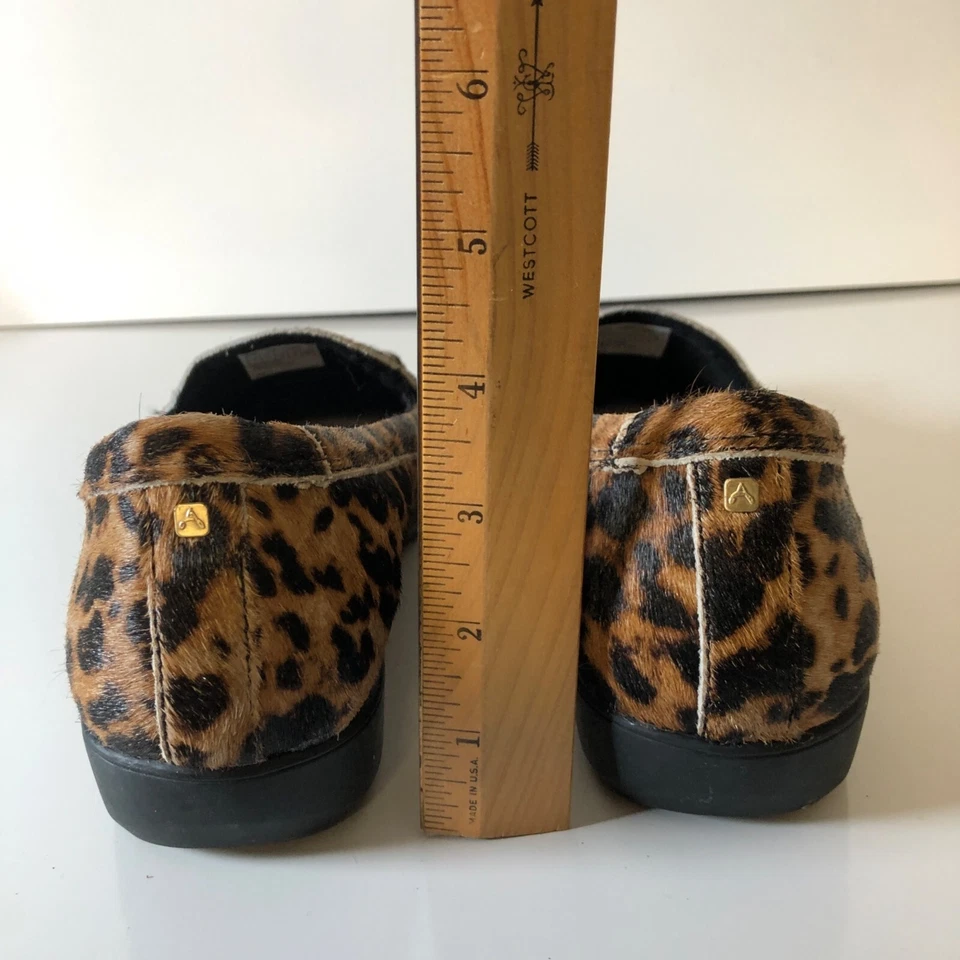 Женские мокасины Aravon Abbey размер 8D леопардовый принт бит без шнуровки комфортные повседневные туфли - Изображение 2 из 4
