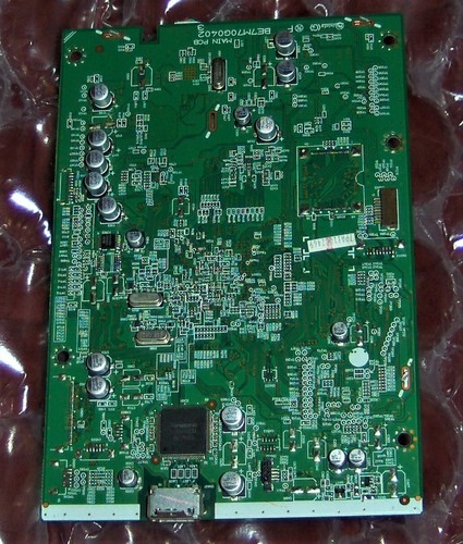 Toshiba DVR620KU DVD-Recorder / VCR Main Board BE7M70G0402 - Picture 1 of 2