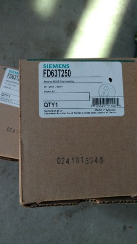 Siemens FD63T250 interruttore 250amp trip unit per telaio FD63F250 FD nuovo! - Foto 1 di 2