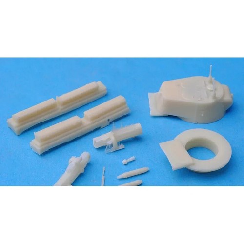Unimodels UM246 BT-7 rocket tank Plastic Model Scale Kit 1/72 - Imagen 4 de 6