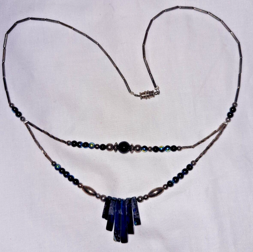 COLLAR DE CUENTAS SEMIPRECIOSAS Y TONO PLATA 20" Azul - Imagen 2 de 4