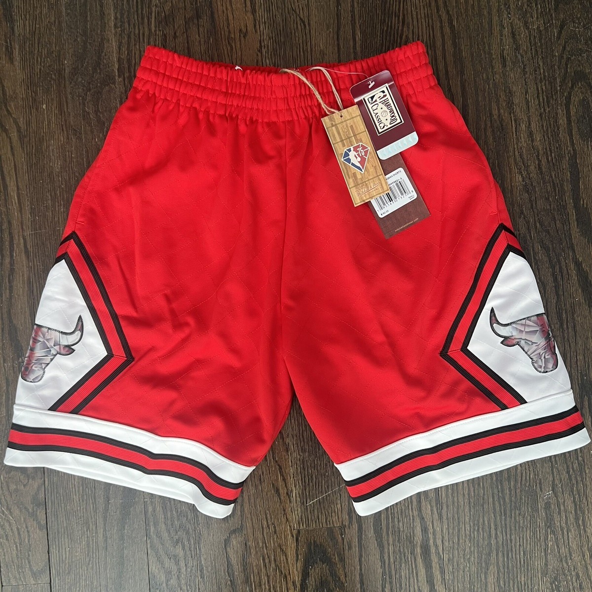 Chicago Bulls Mitchell & Ness 75th Anniversary Swingman