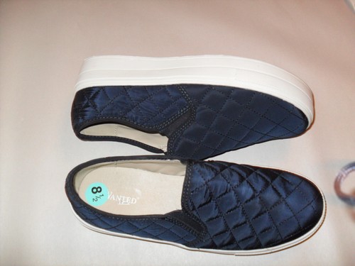Wanted Railway Women Round Toe Canvas Sneakers US SIZE 8.5 M - Picture 2 of 5