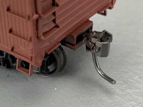 HO Accurail Great Northern 40’ Wood Sheathed Boxcar #24986 RTR HO4403 - Picture 7 of 8