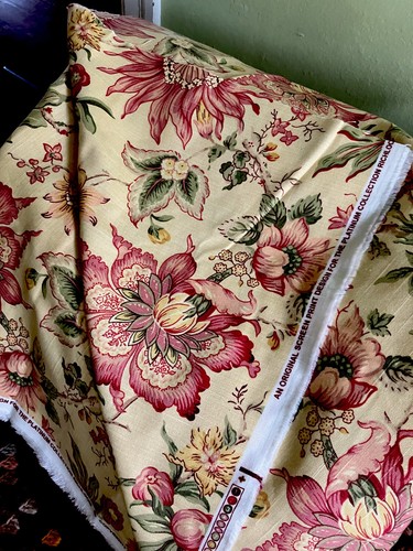 RICHLOOM Platinum Collection 56” x 68” Ornate Floral Textured Yellow NEW - Picture 3 of 4