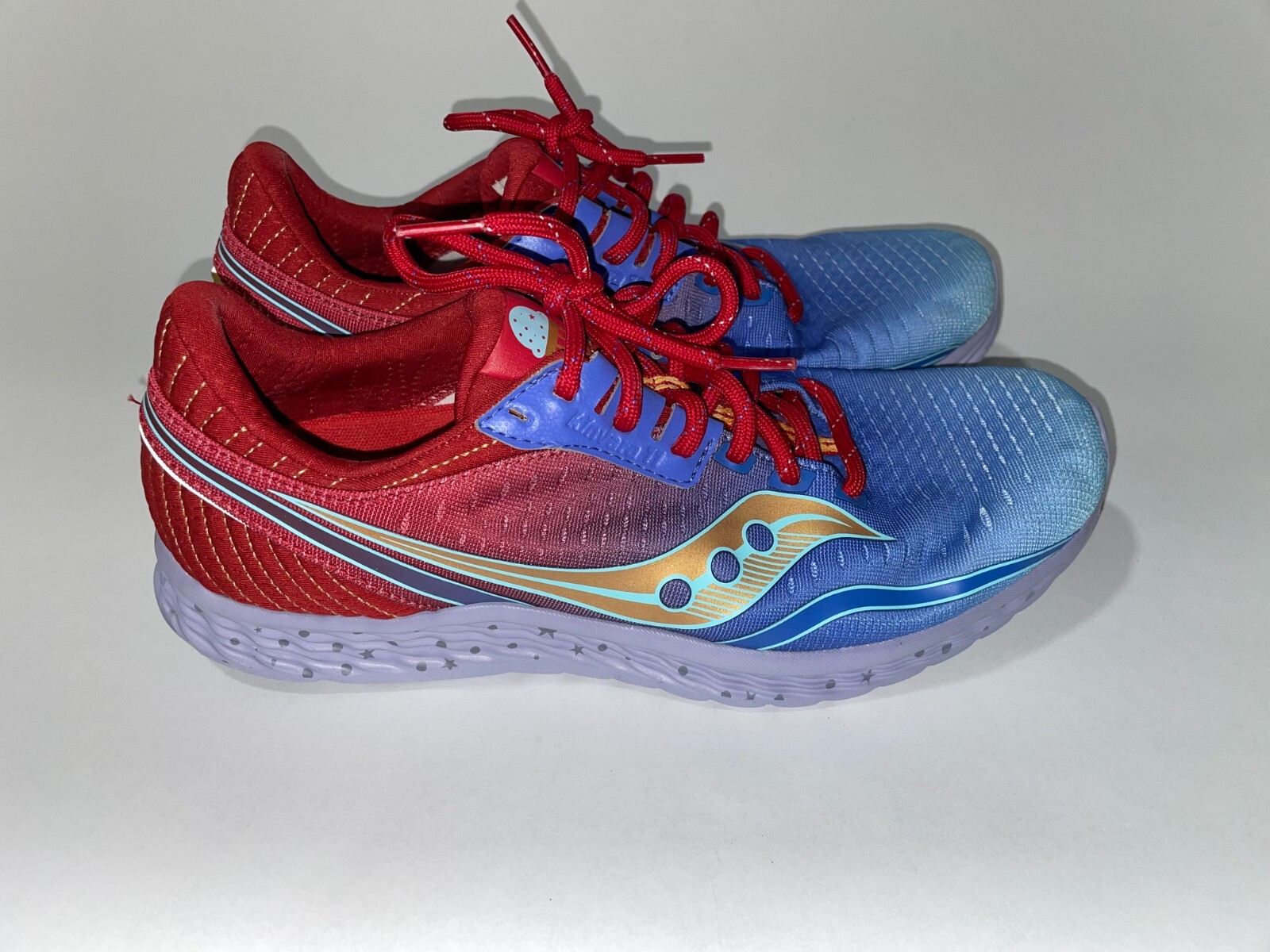 Unisex Saucony Kinvara 11 Shoes Size 9.5 Blue Red Athletic Running SH7 eBay