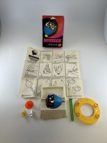 MATTEL Wizzzer Trick Ring ‘N Stilt NIGHT WINDER 1970 With Trick Box Complete - 第 1/7 張圖片