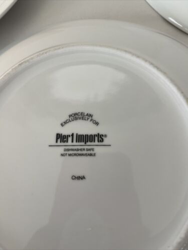 Pier 1 Imports XOXO Dessert Plates White /Gold 8” Kiss/hug Set Of 8 - Picture 9 of 10